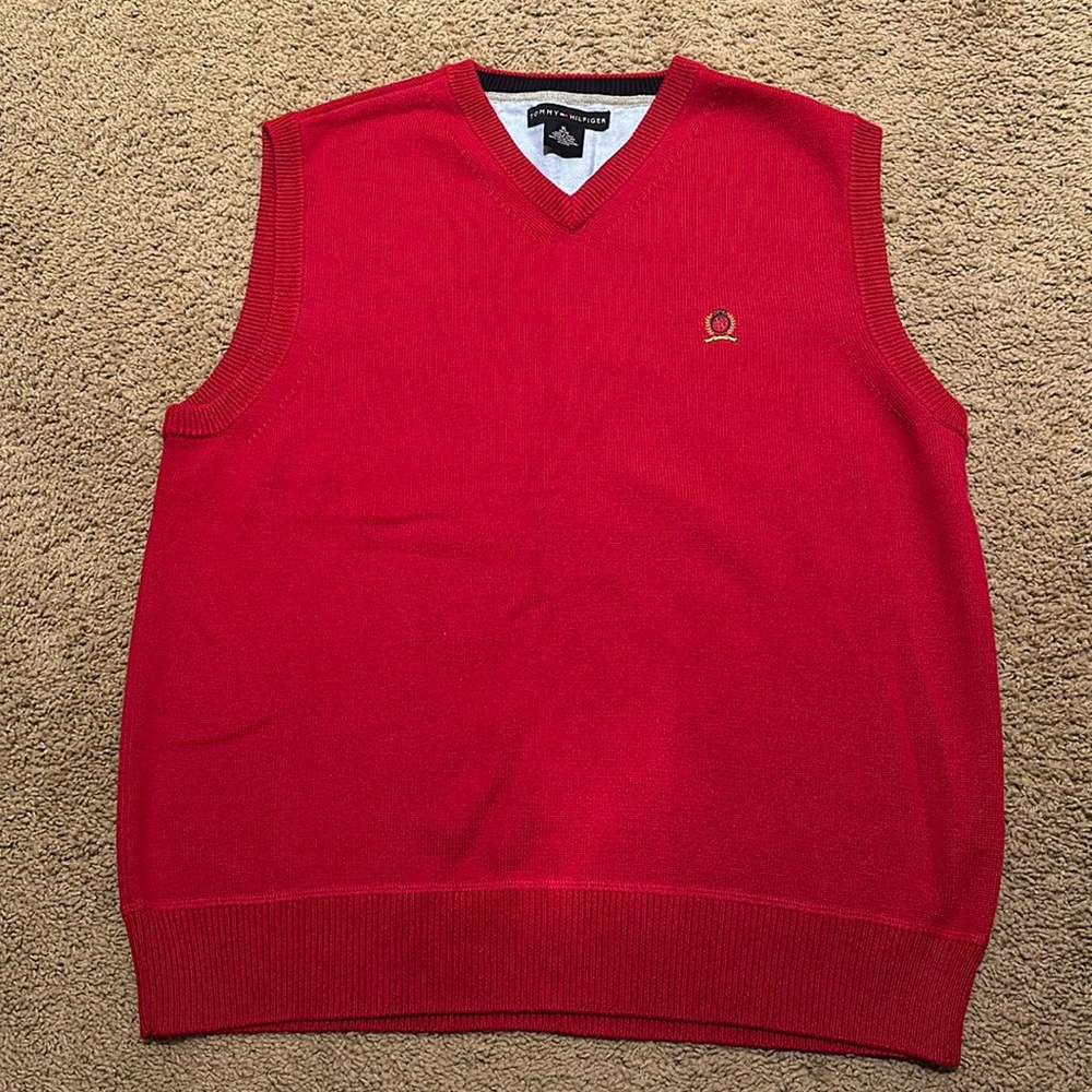 Men’s Tommy Hilfiger sweater vest size XL, red, NWOT